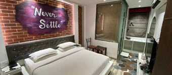 Hotel Sri Nanak Continental