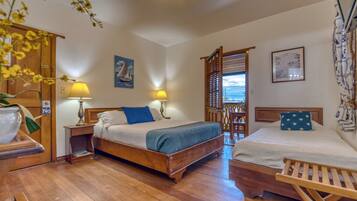 Premium bedding, in-room safe, desk, iron/ironing board