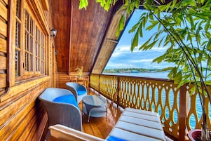 Luxury Room, Sea View | Balcony view