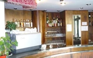 酒吧(店内)