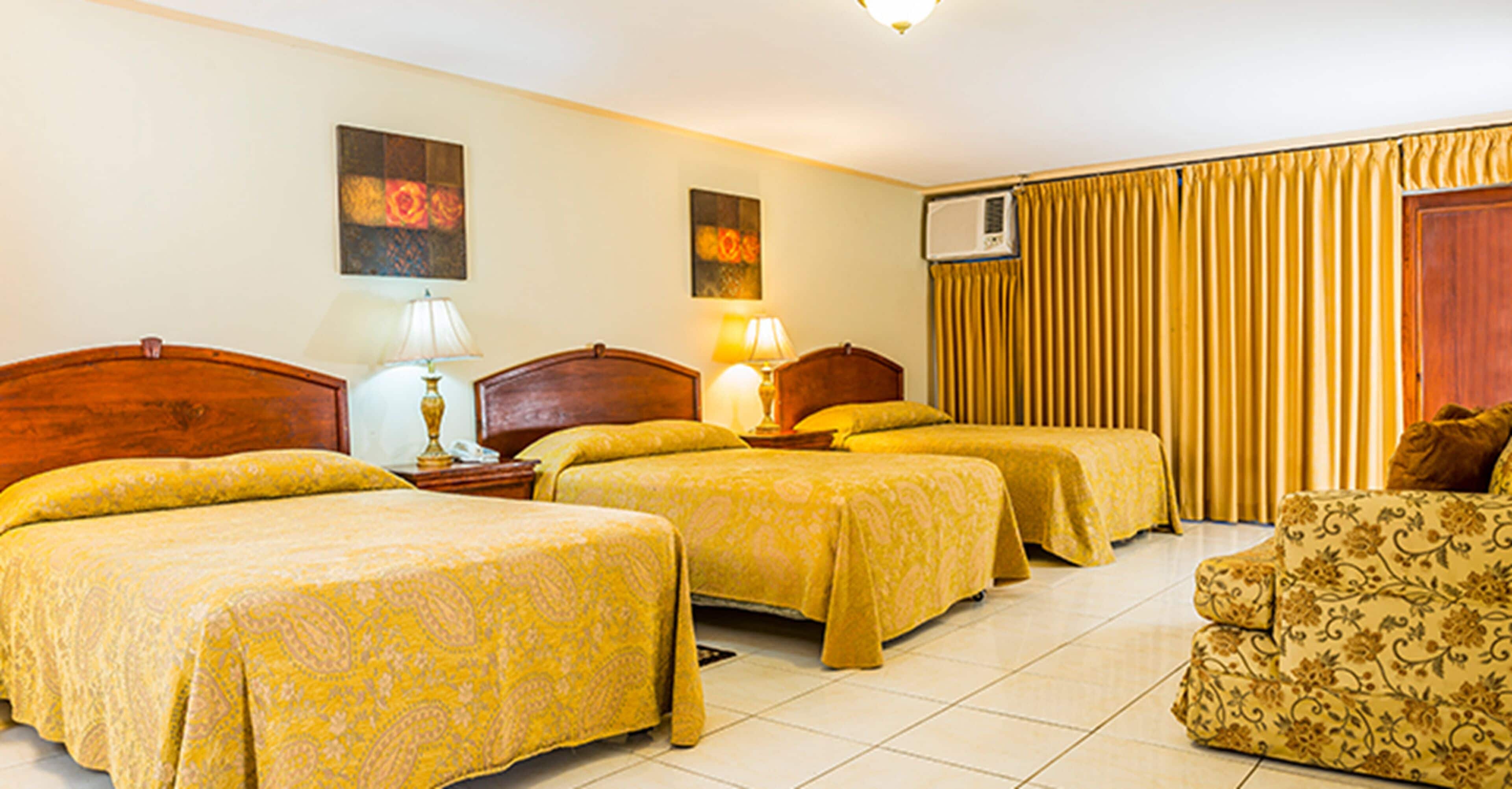 triple room | in-room safe, desk, iron/ironing board, free wifi