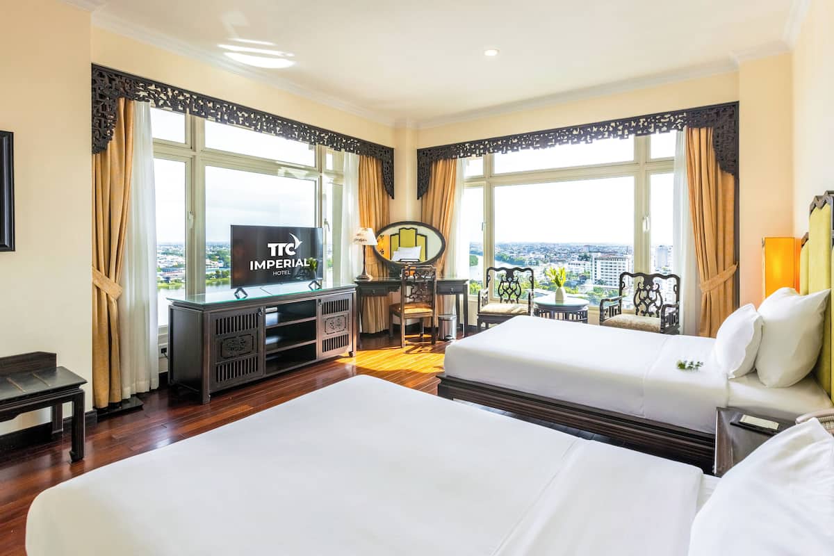 Deluxe Twin Room, River View | 1 bedroom, in-room safe, individually decorated, individually furnished