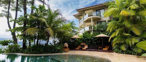 2 outdoor pools, pool umbrellas, pool loungers
