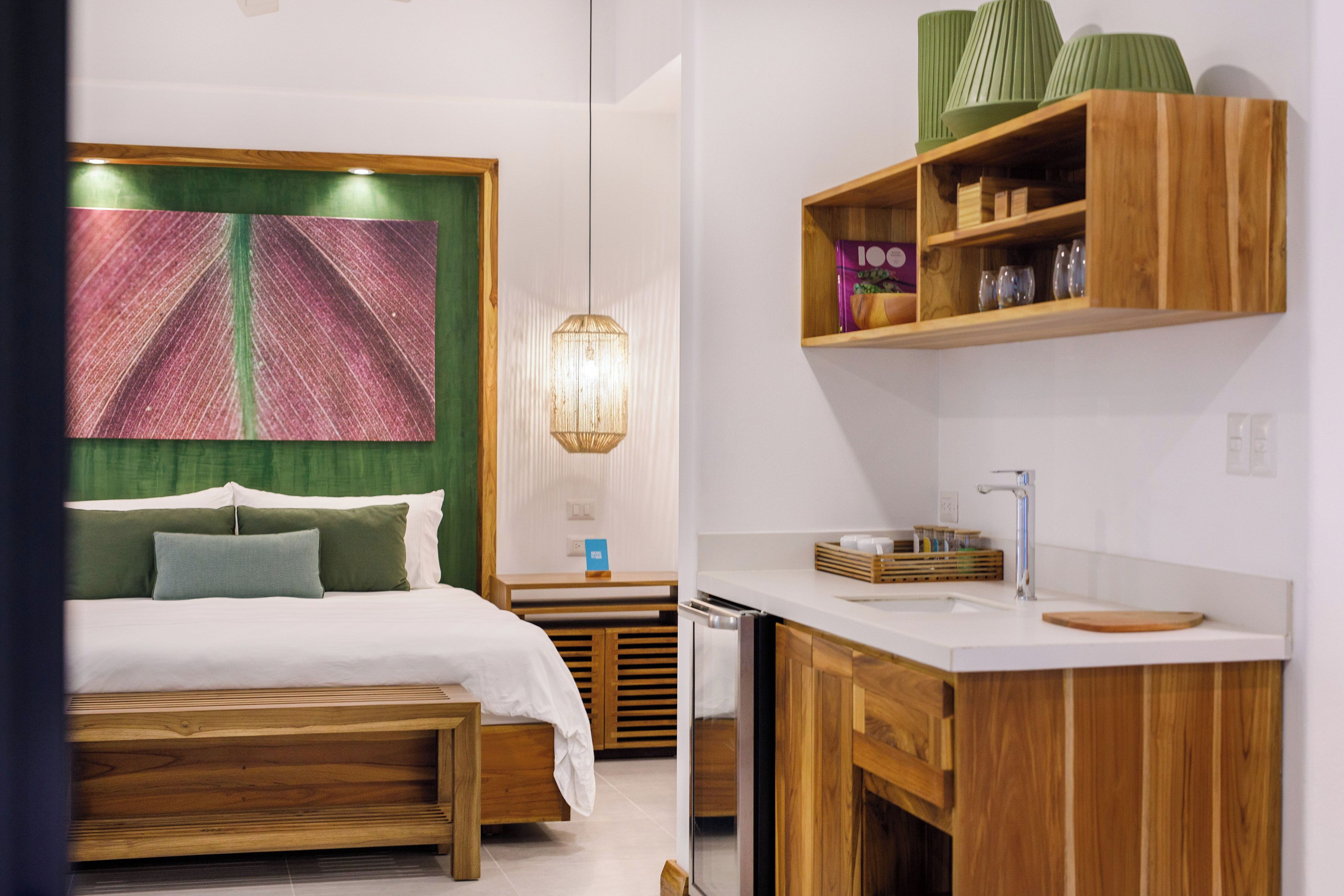 garden room | premium bedding, free minibar, in-room safe, desk