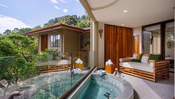 Playitas Suite | Premium bedding, free minibar, in-room safe, desk