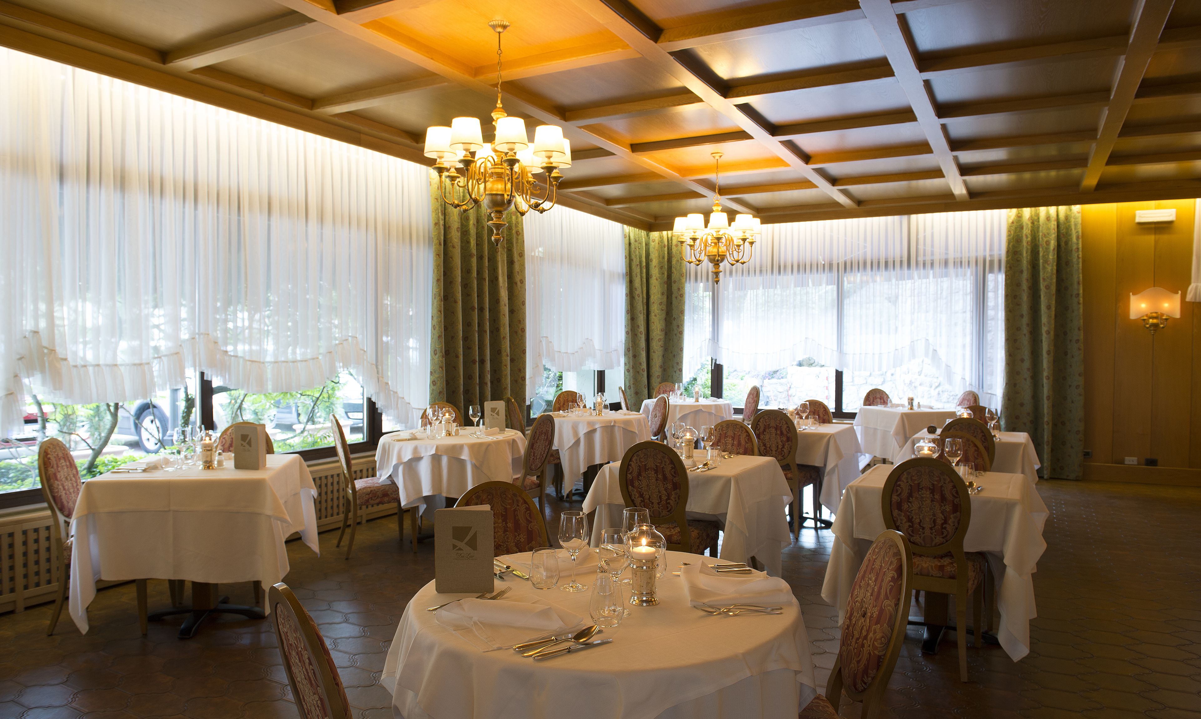 Ze serveren er ontbijt, lunch en diner 