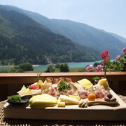 Du Lac Vital Mountain Hotel