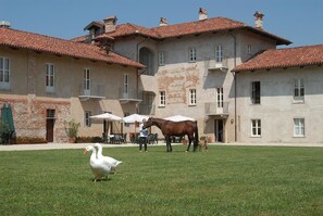 Exterior detail - Antico Podere Propano (Saluzzo)