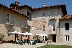 Exterior detail - Antico Podere Propano (Saluzzo)