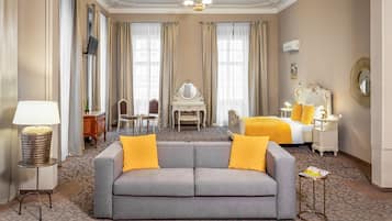 Superior Double Room | 1 bedroom, hypo-allergenic bedding, in-room safe, desk