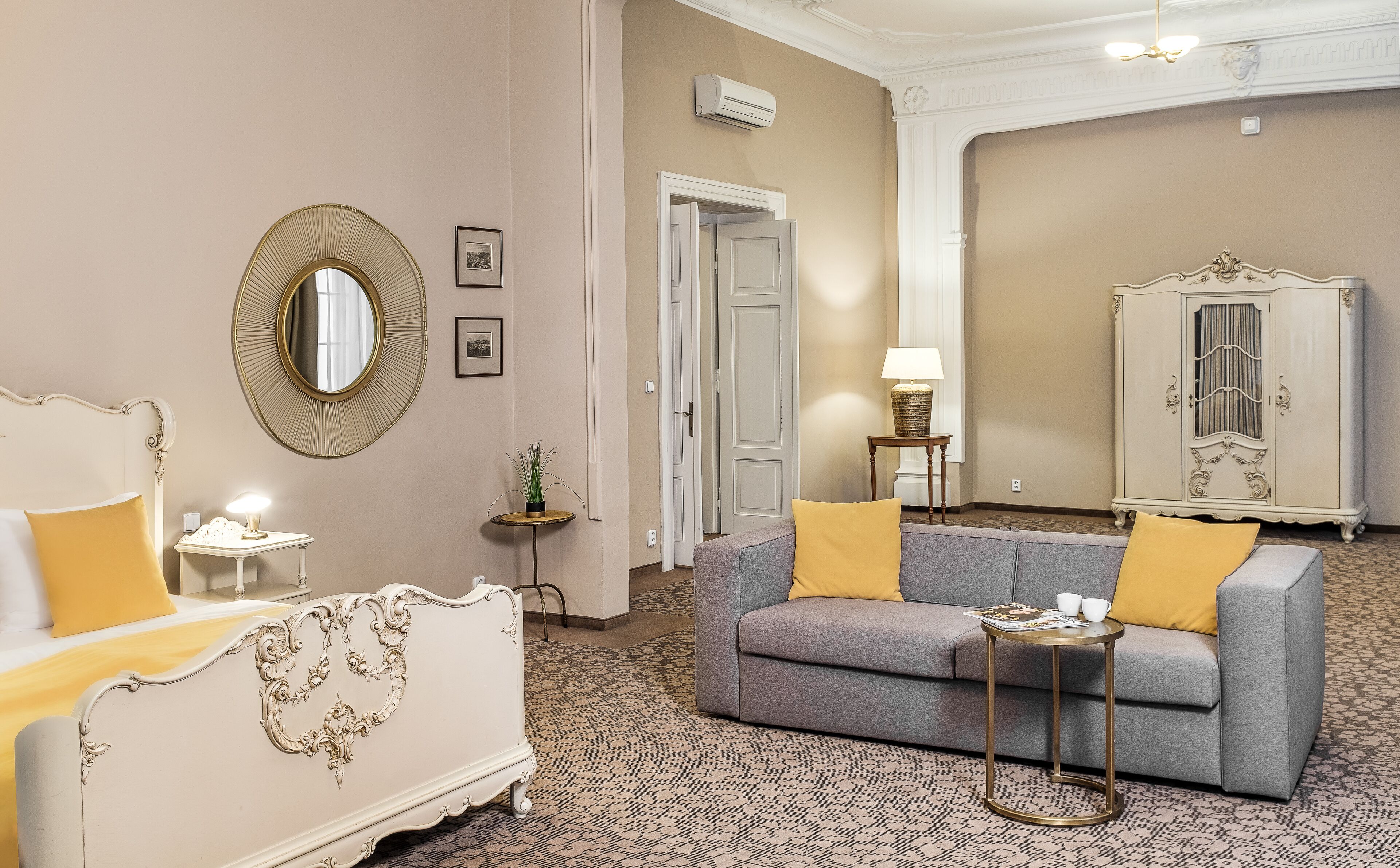 superior double room | 1 bedroom, hypo-allergenic bedding, in-room safe, desk