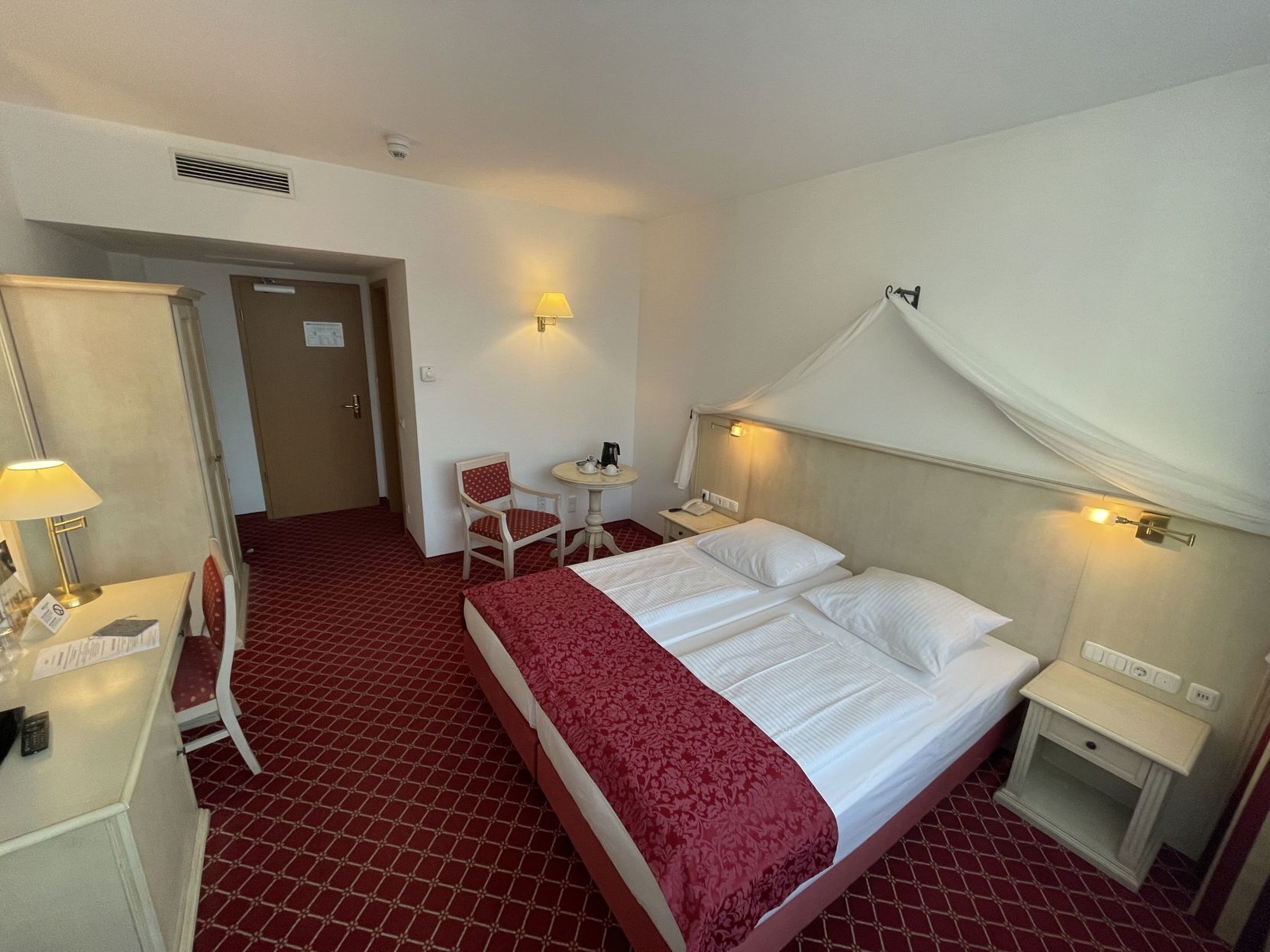 Minibar, in-room safe, desk, soundproofing