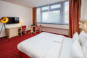 Superior-Zimmer | Hochwertige Bettwaren, Minibar, Zimmersafe, Schreibtisch