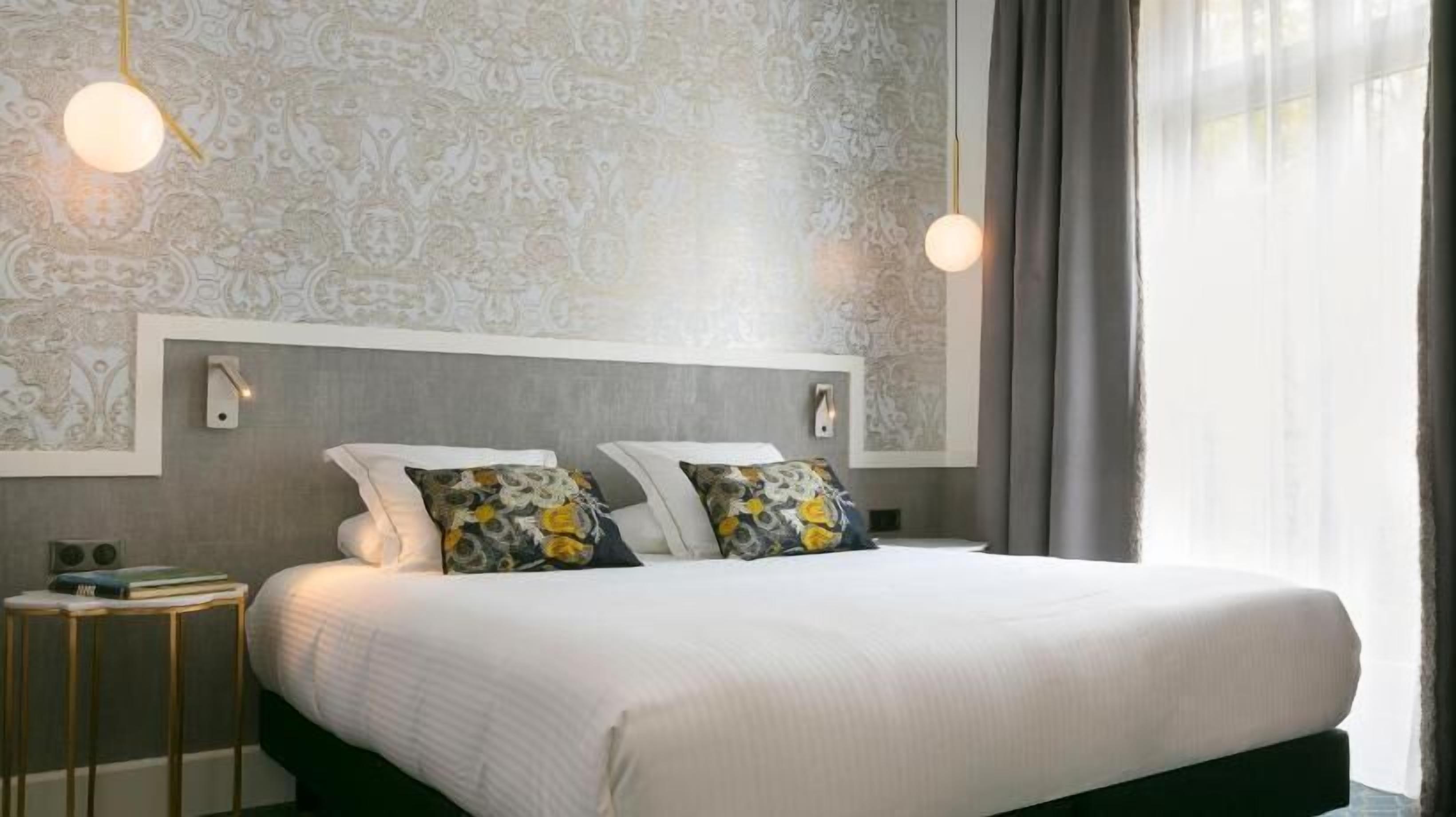 Premium bedding, in-room safe, individually decorated, blackout curtains
