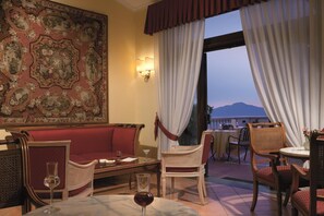 2 bars/lounges, cocktail bar - Hotel Iaccarino (Massa Lubrense)