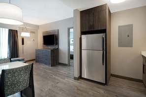 Suite, 2 Bedrooms | Private kitchen | Full-size fridge, microwave, stovetop, dishwasher - Homewood Suites Lexington-Hamburg (Lexington)