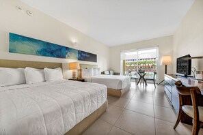 Premium bedding, minibar, in-room safe, laptop workspace - Peninsula Island Resort & Spa - Beach Front Property at South Padre Island (South Padre Island)