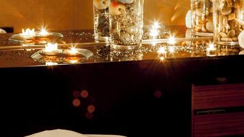 Sauna, Turkish bath/hammam, body treatments, facials