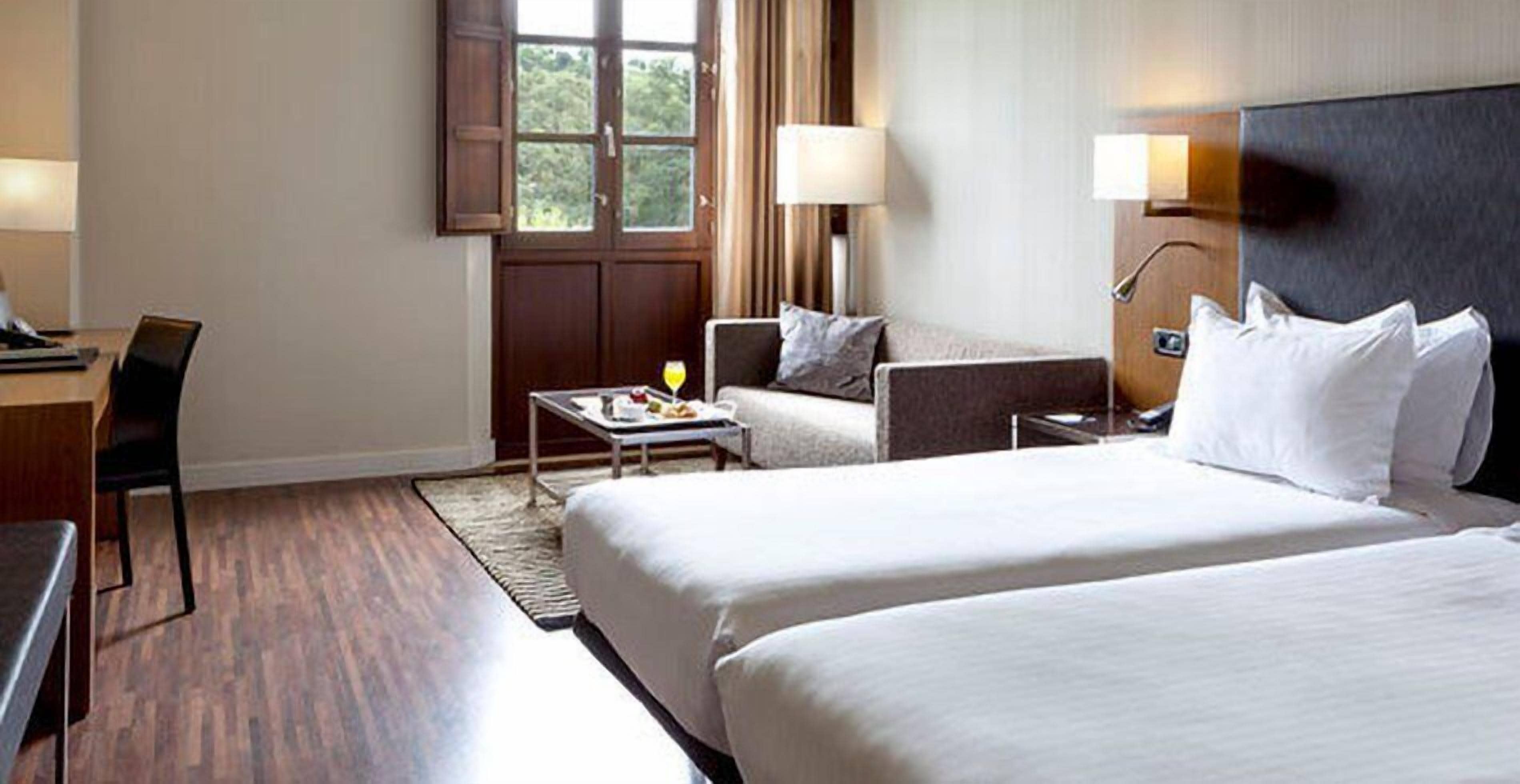Minibar, in-room safe, desk, soundproofing