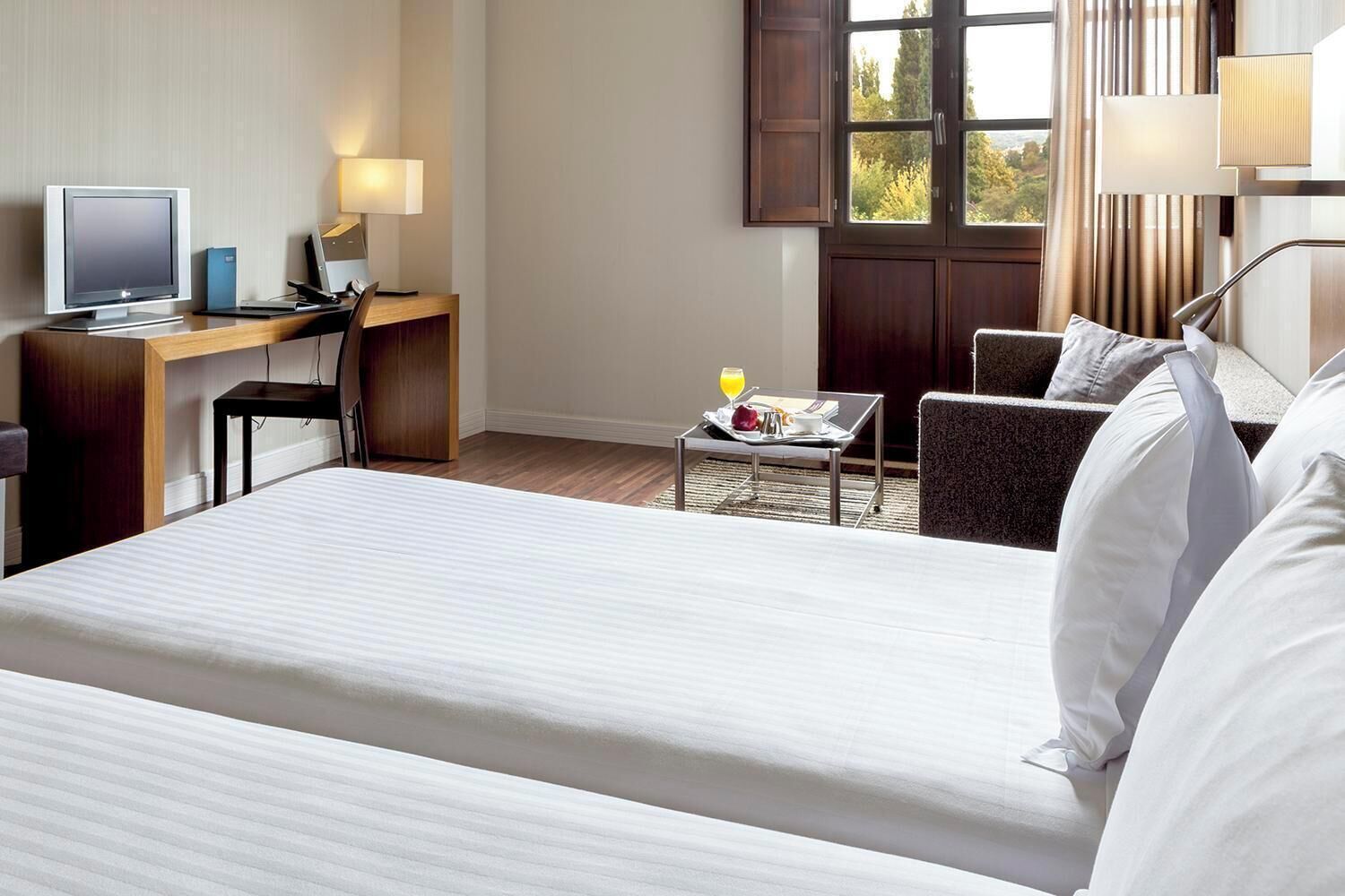 Minibar, in-room safe, desk, soundproofing