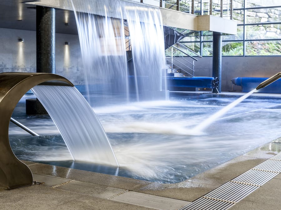 Sauna, Turkish bath, body treatments, facials, massage/treatment rooms