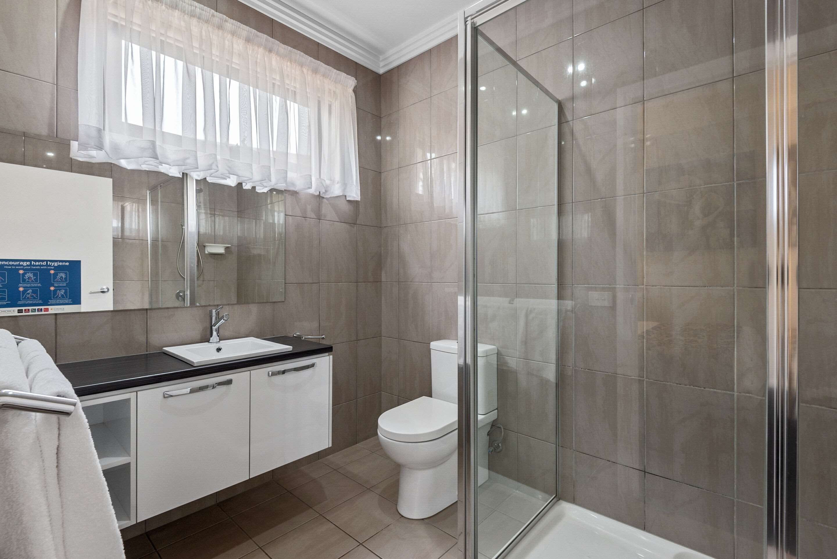 one bedroom apartment | minibar, soundproofing, iron/ironing board, free wifi