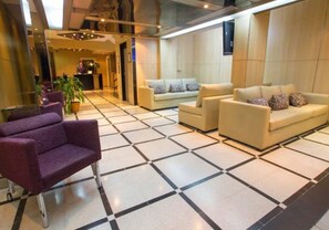 Sala de estar en el lobby