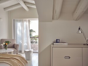 Superior Double Room | Minibar, in-room safe, desk, free WiFi - Ekies All Senses Resort, a Member of Design Hotels (Sithonia)