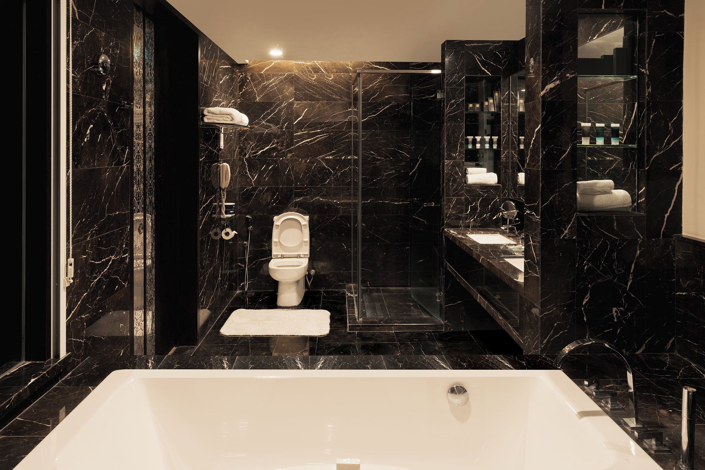 club deluxe king | bathroom | free toiletries, hair dryer, bathrobes, slippers