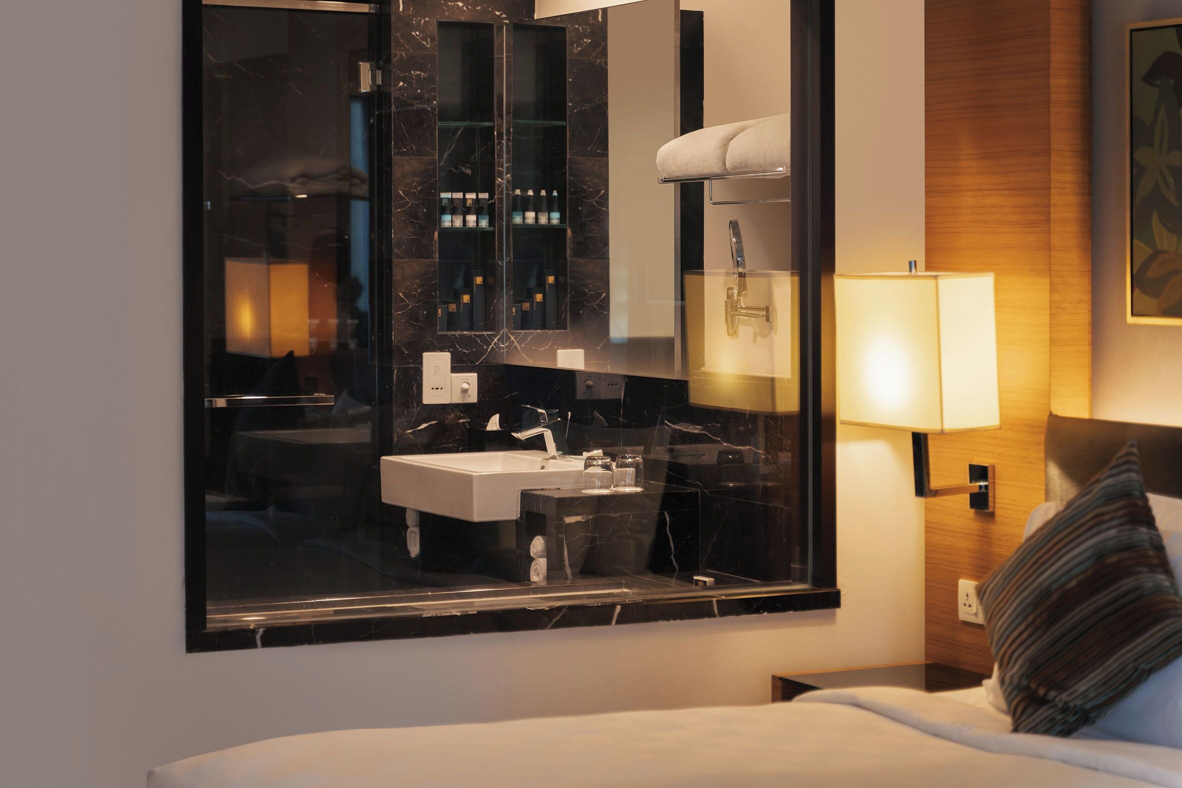 club room | 1 bedroom, minibar, in-room safe, blackout curtains