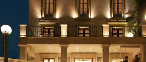 Front of property - evening/night