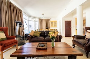 Penthouse Apartment | Living room