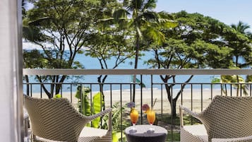 Luxe beddengoed, een kluis op de kamer, een bureau, gratis wifi