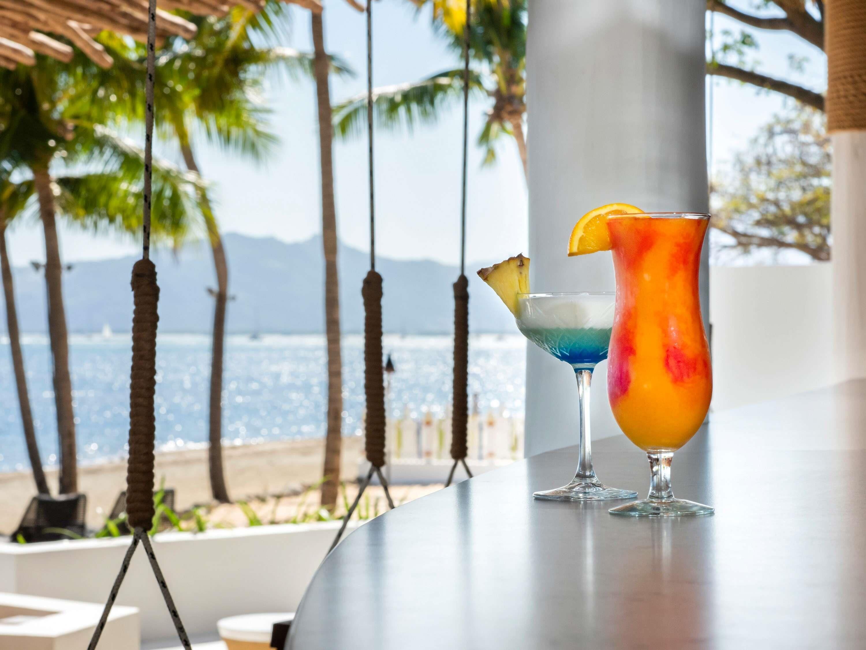 4 bars/lounges, 2 poolside bars, swim-up bar, beach bar