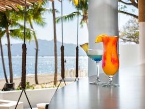 Bar (on property) - Sofitel Fiji Resort And Spa (Nadi)