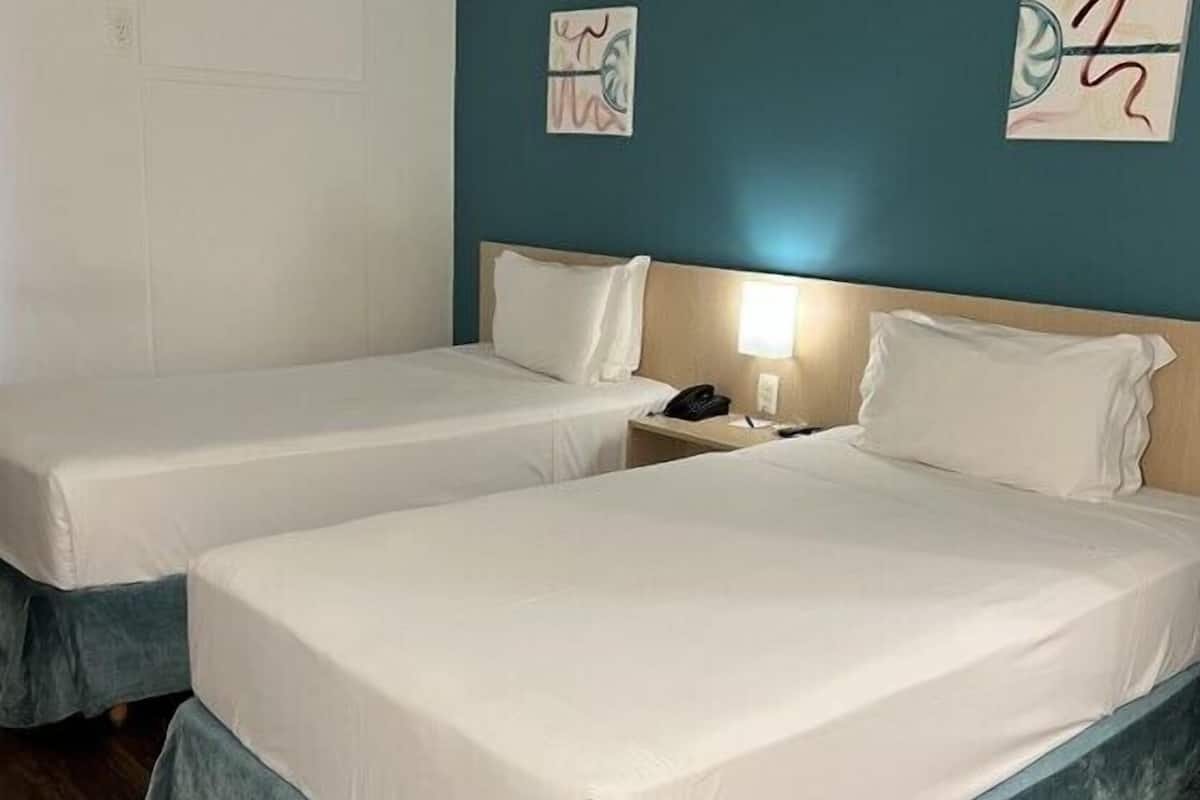 superior single room | 1 bedroom, minibar, in-room safe, individually decorated