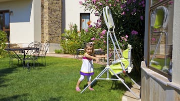 Außen-Kinderspielplatz