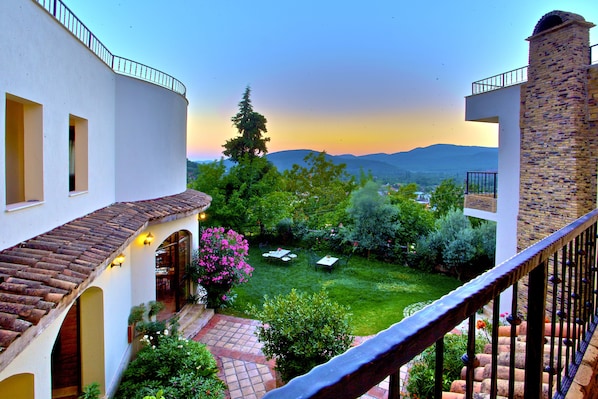 Pemandangan dari properti