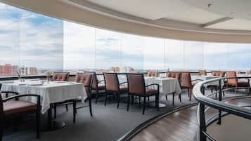 2 restaurants, breakfast, lunch, dinner served; international cuisine