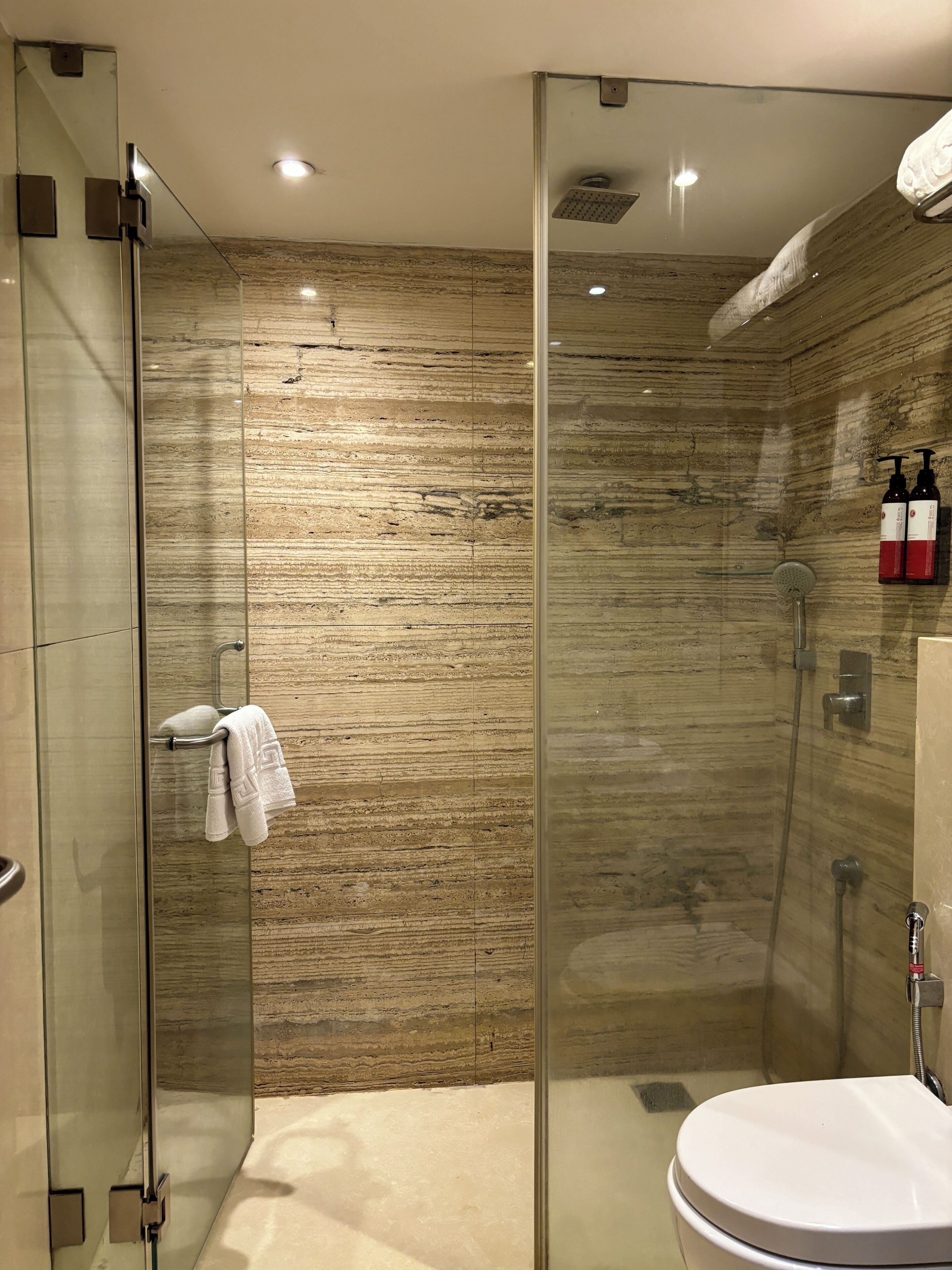 Photo - Ramee Guestline Hotel Khar