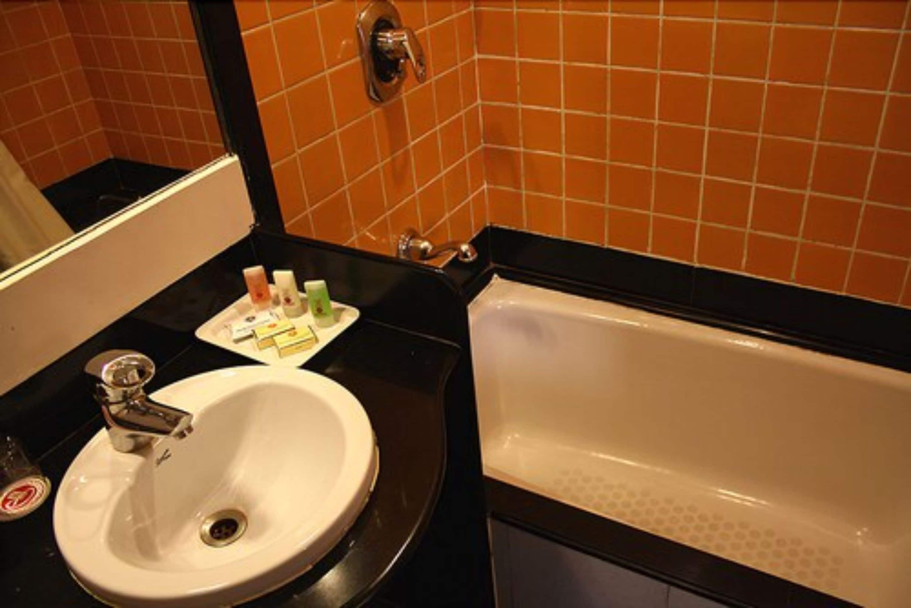 Foto - Ramee Guestline Hotel Khar