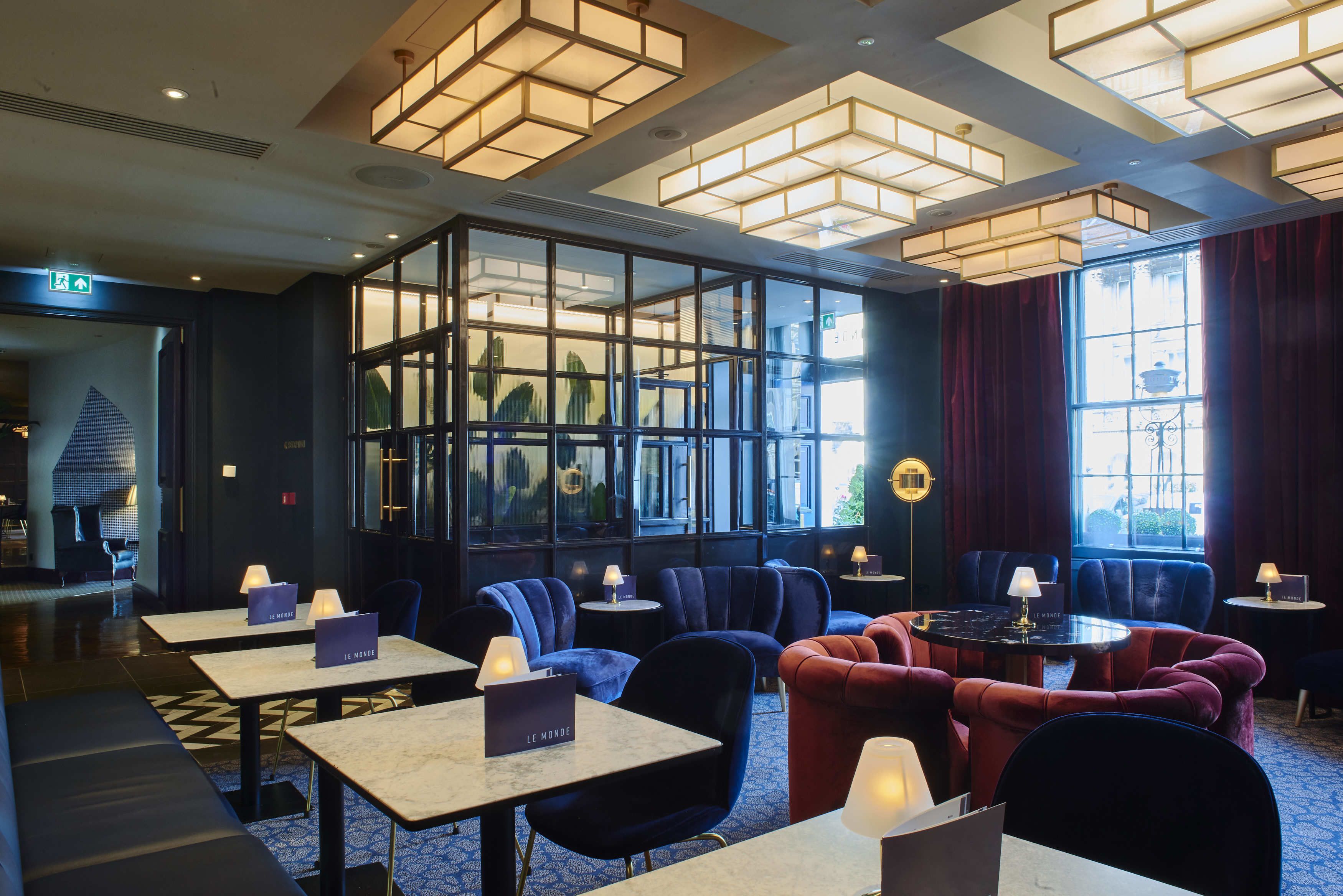 Frokost, lunsj og middag serveres