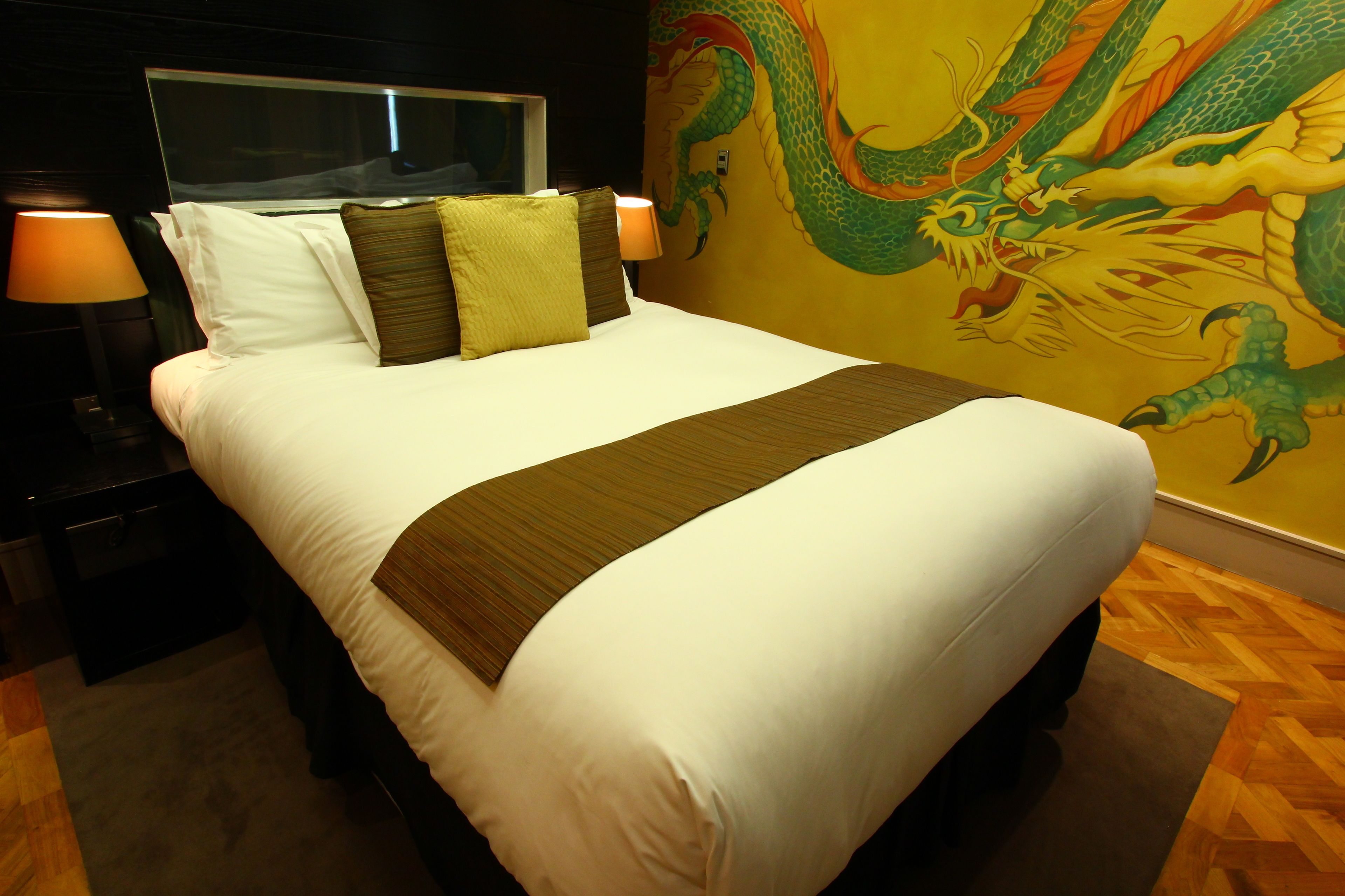 superior double room, 1 double bed | premium bedding, minibar, in-room safe, desk