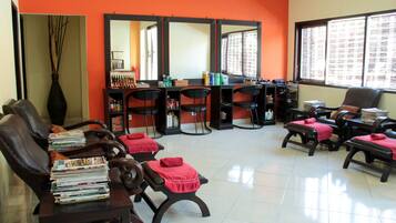 Hair salon