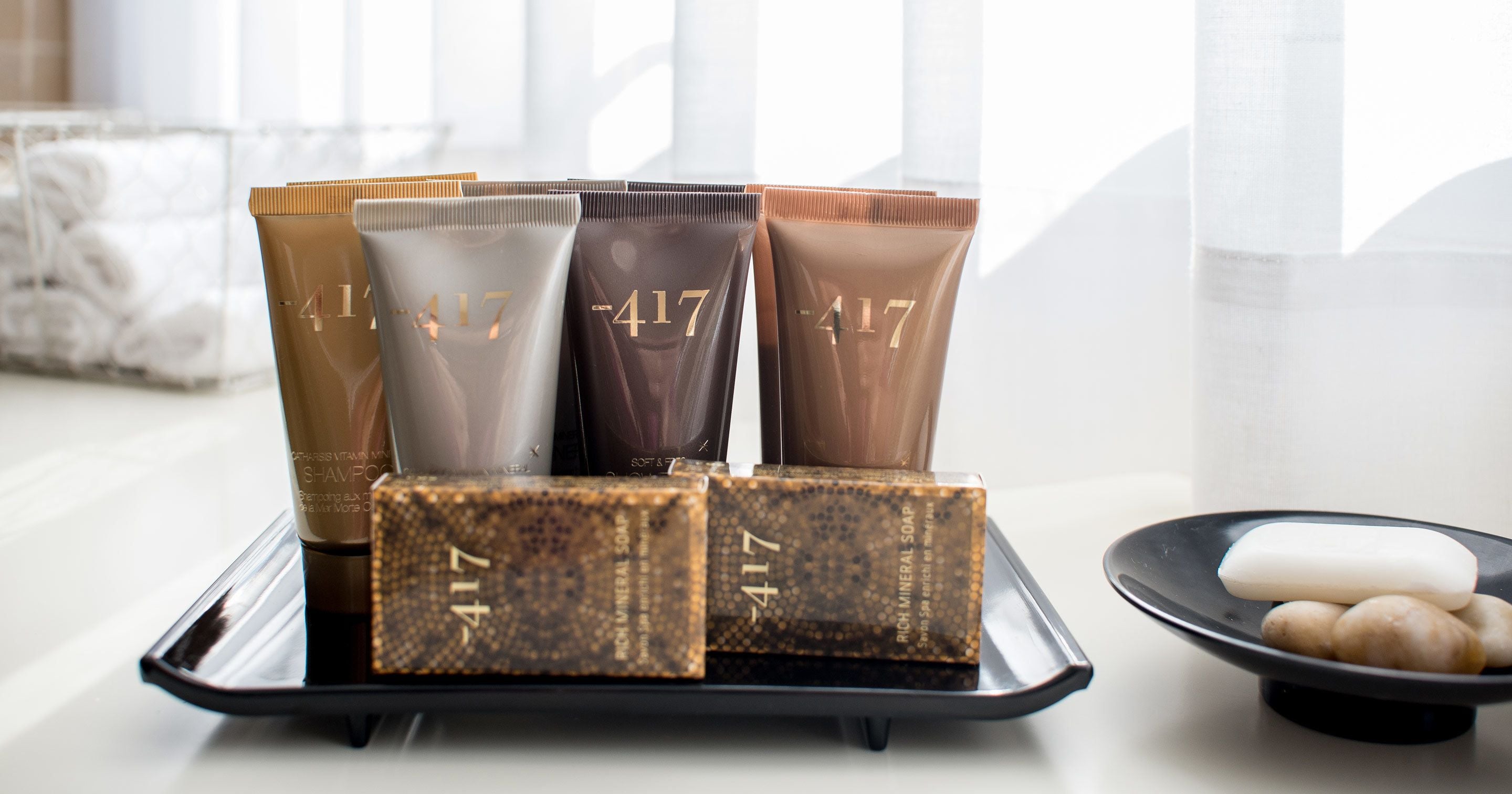 executive one bedroom suite with club lounge access | bathroom amenities | free toiletries, hair dryer, bathrobes, slippers