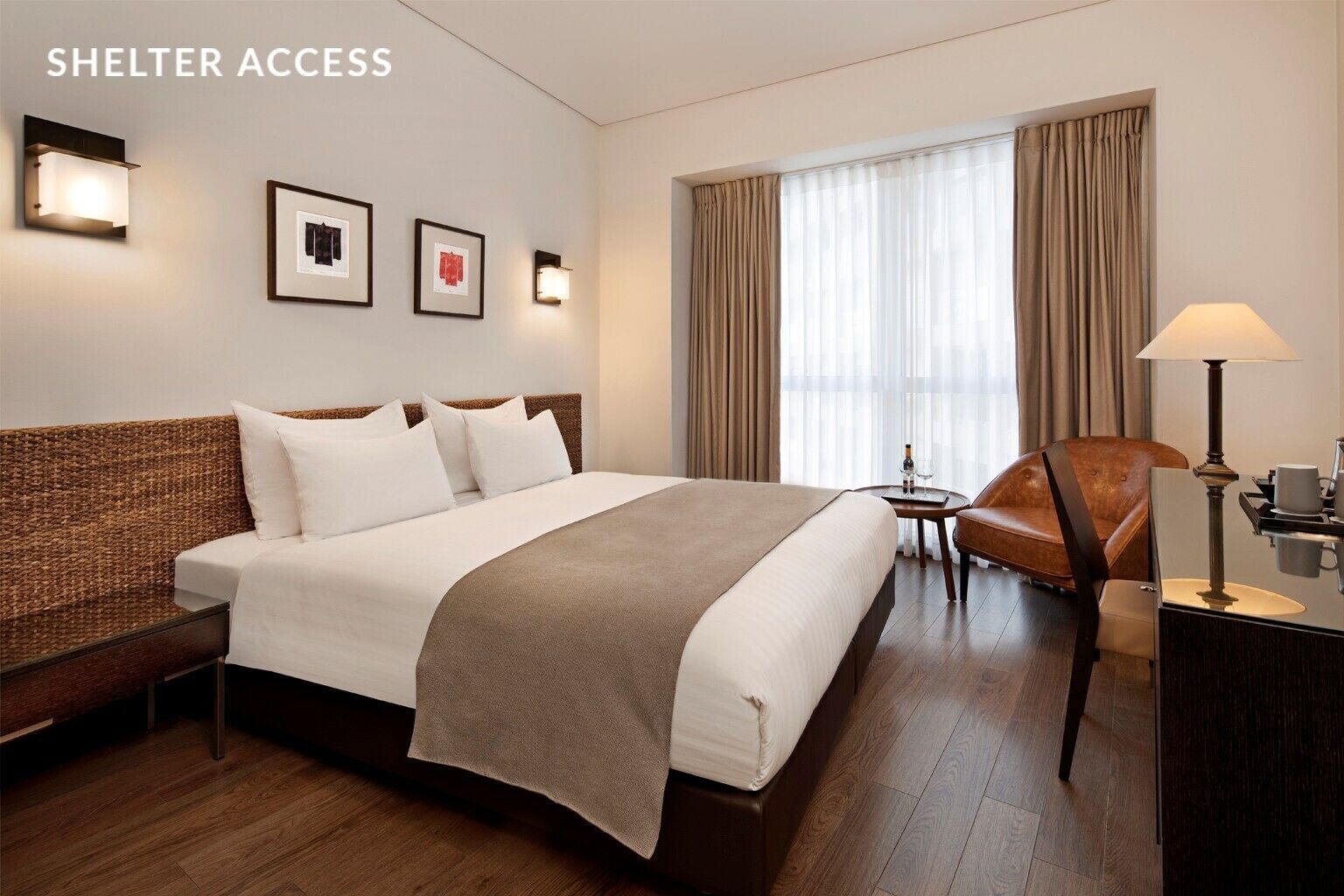 Executive Double or Twin Room with City View | Ylelliset vuodevaatteet, untuvapeitot, minibaari, tallelokero huoneessa