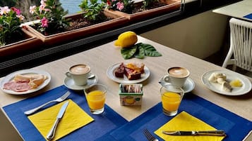 Desayuno buffet incluido