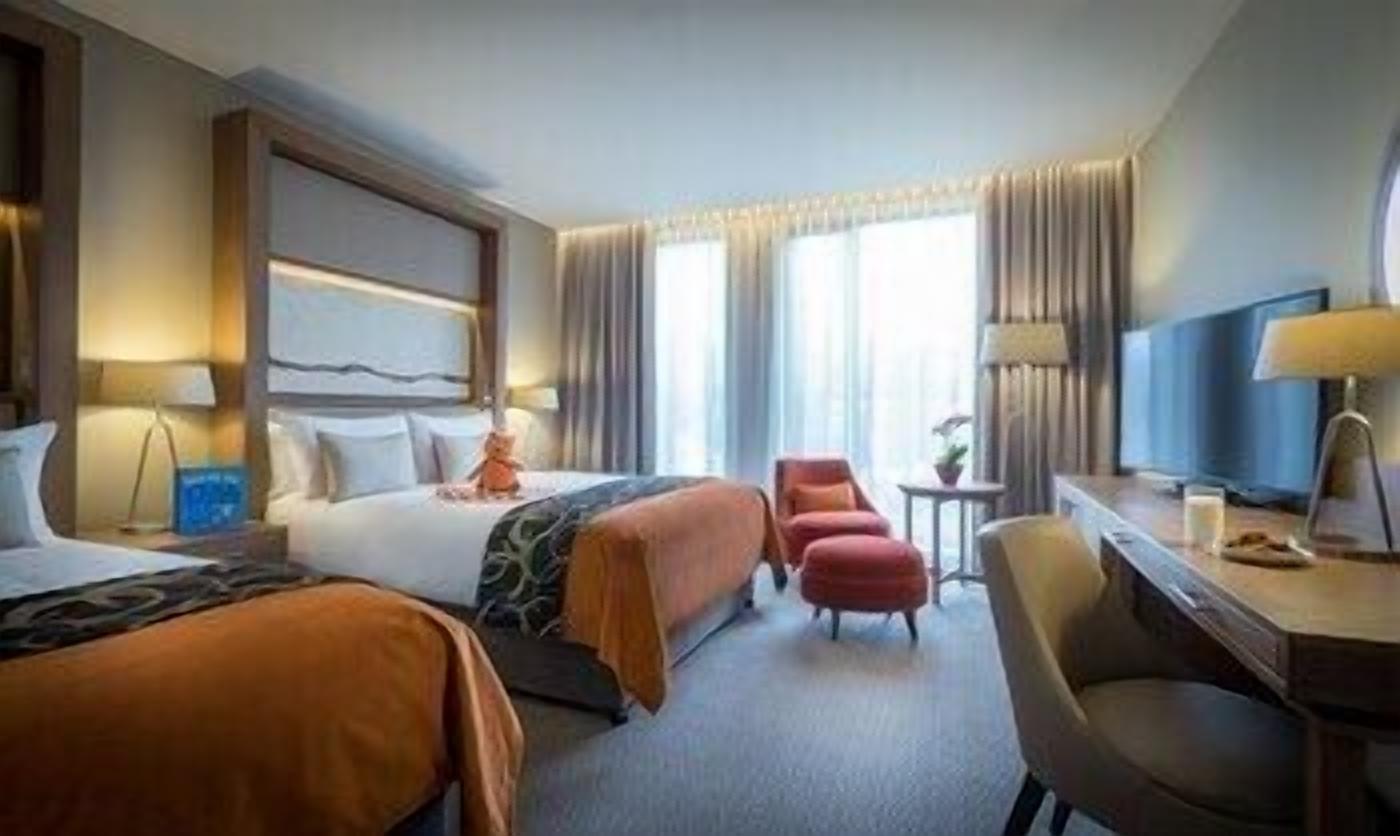 1 bedroom, premium bedding, in-room safe, desk