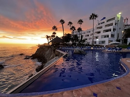 2 outdoor pools, pool umbrellas, sun loungers