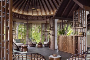 Couples treatment room(s), sauna, hot tub, steam room, body treatments - Anantara Veli Maldives Resort - Adults Only (Veligandu)